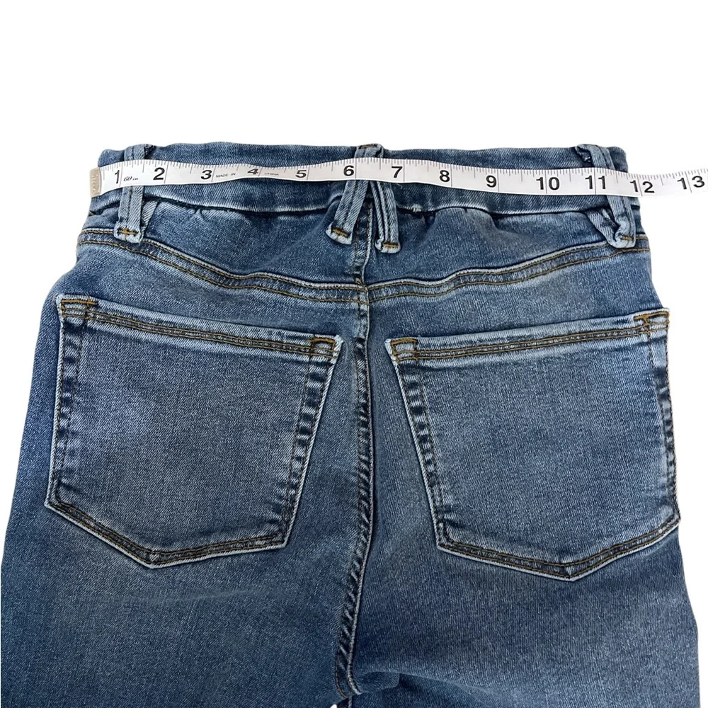 Good American Jeans XS High Rise Skinny Fit Medium Wash NWOT - Picture 7 of 8